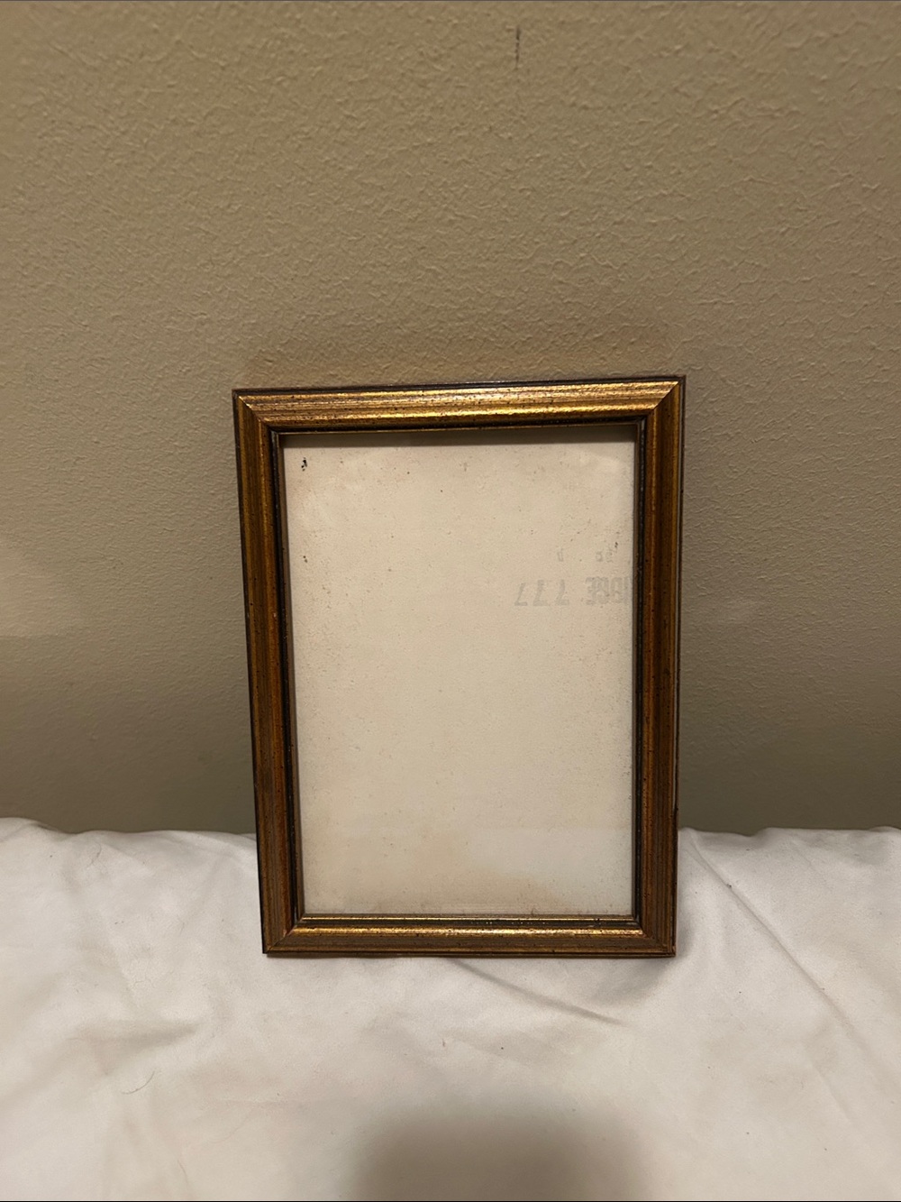 Classic Gold Photo Frame - Gold